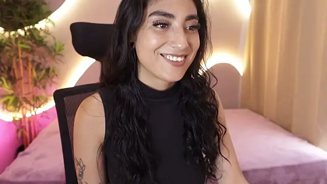 Emma and Issac online show from 04-03-26, 09:02