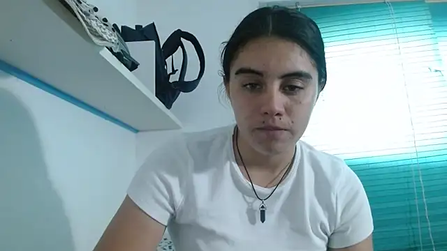 Arieeel 09 online show from 04-13-26, 04:12