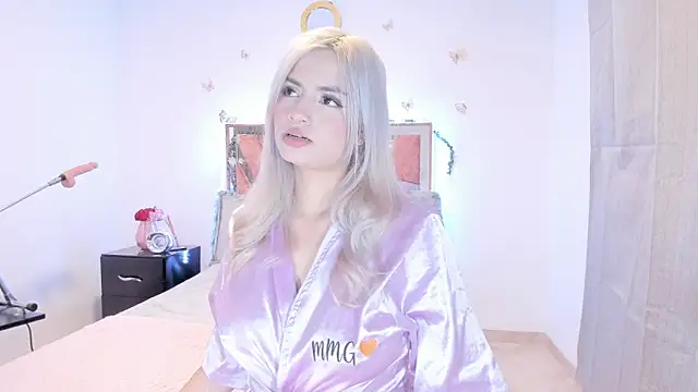 Ella Lenox online show from 10-23-25, 12:21