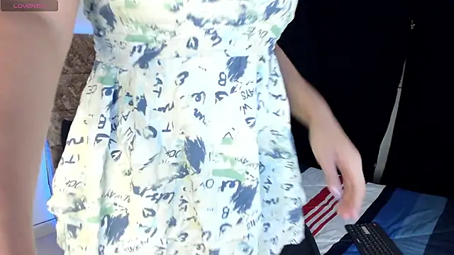 Vik gomez online show from 11-06-25, 03:18