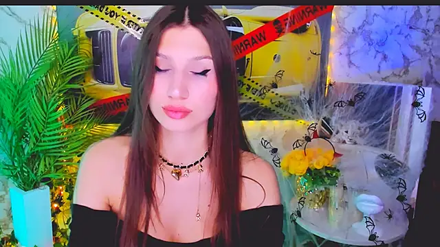 Mollyinyourmind online show from 10-31-25, 08:43