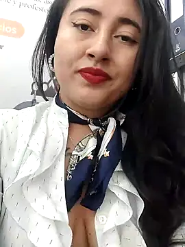 Snapshot of AMATISTA__16 chatting on 05-12-26, 12:24 AMATISTA 16 online show from 05-12-26, 12:24