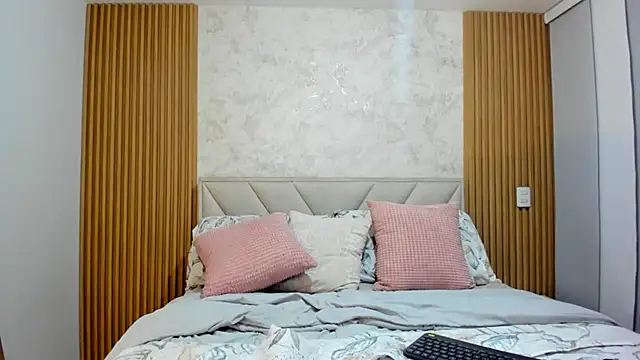 biancabigboobs22 online show from 04-11-26, 03:11