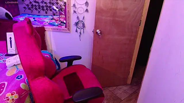 IVET CUTE1 online show from 07-09-26, 07:07