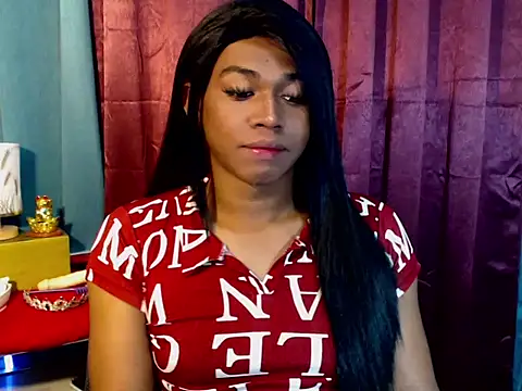 Snapshot of Milagrosa_xx chatting on 05-19-26, 07:09 Milagrosa xx online show from 05-19-26, 07:09