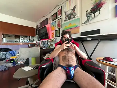 Pupscritch online show from 03-06-26, 05:53