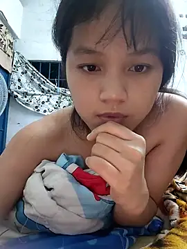 Snapshot of Anny-ly chatting on 09-13-25, 02:06 Anny-ly online show from 09-13-25, 02:06