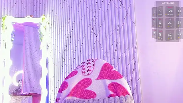 Naomy tay1 online show from 03-21-26, 08:19