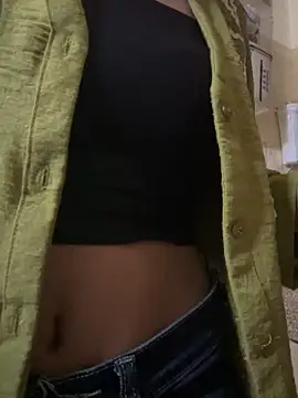 Snapshot of modelnishu chatting on 05-12-26, 04:26 modelnishu online show from 05-12-26, 04:26