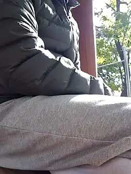 starvingo2002 online show from 11-02-25, 04:04