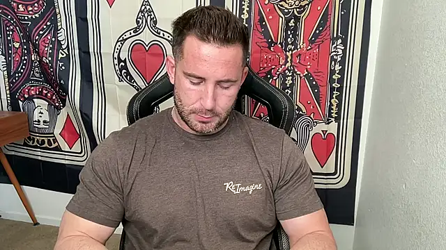 brettmycles28 online show from 12-14-25, 08:24