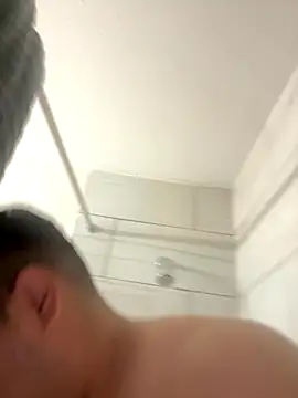 Snapshot of uli2bad chatting on 11-07-25, 02:17 uli2bad online show from 11-07-25, 02:17