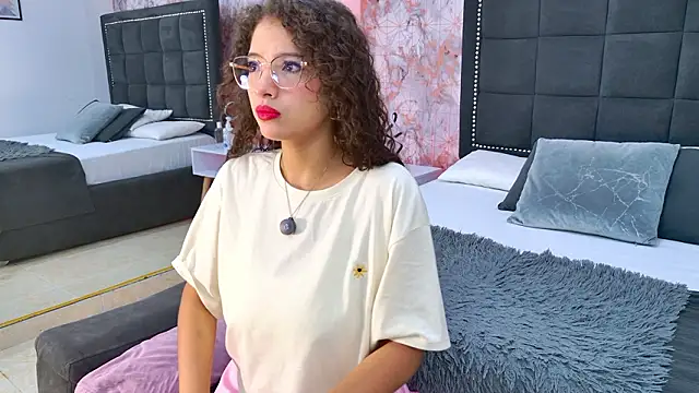 Angelique Angell online show from 02-03-26, 07:52