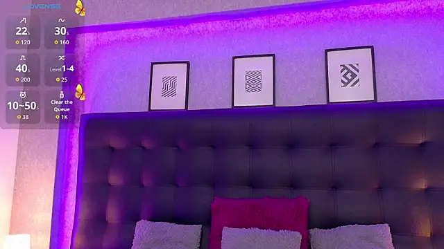 Snapshot of Sharonevanss_ chatting on 05-27-26, 08:17 Sharonevanss online show from 05-27-26, 08:17