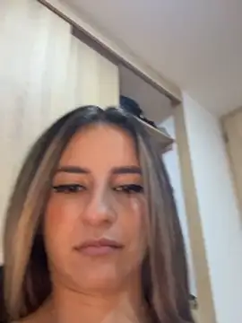 NIQUEILLA8 online show from 03-10-26, 12:59