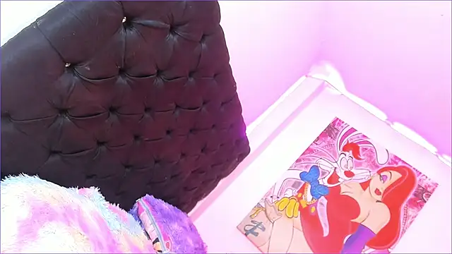 hanna dollx online show from 12-16-25, 05:07