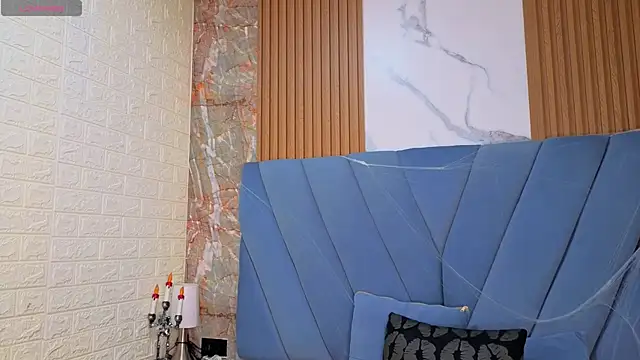 angel  red  online show from 10-23-25, 03:17