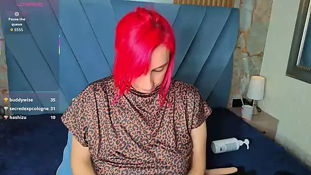 angel  red  online show from 11-30-25, 01:37