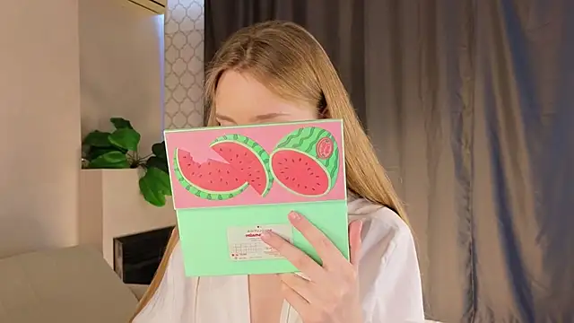 CindyGreen online show from 11-26-25, 06:36