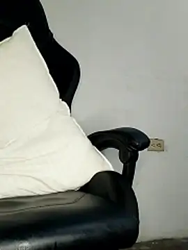 Bosssweet22cm online show from 02-12-26, 06:08