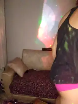 Snapshot of Alfatek chatting on 11-08-25, 11:36 Alfatek online show from 11-08-25, 11:36