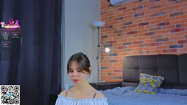 EmiliDen online show from 10-04-25, 07:23