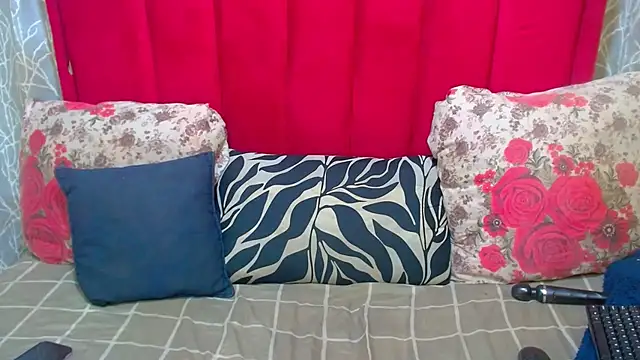 SultryCocoBabe online show from 04-13-26, 09:31