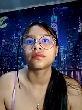 SofieLove 01 online show from 03-02-26, 04:58