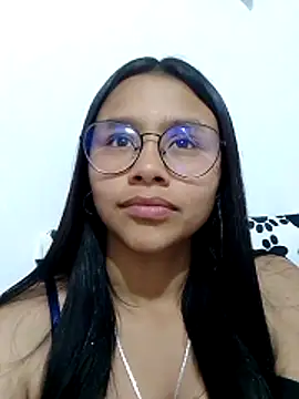 SofieLove 01 online show from 04-12-26, 10:37