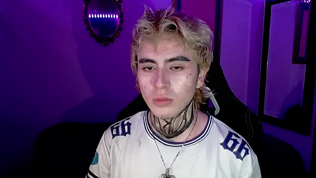 DanteObscuro online show from 11-16-25, 02:39