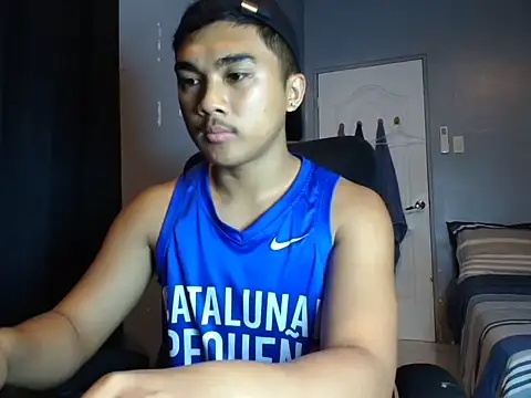 Snapshot of pinoyAdrianneXXX chatting on 06-21-26, 12:19 pinoyAdrianneXXX online show from 06-21-26, 12:19