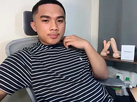 Snapshot of pinoyAdrianneXXX chatting on 08-02-26, 02:26 pinoyAdrianneXXX online show from 08-02-26, 02:26