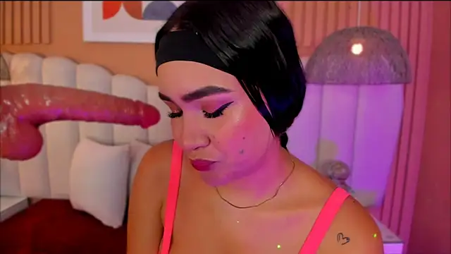 noa moon online show from 04-18-26, 02:48