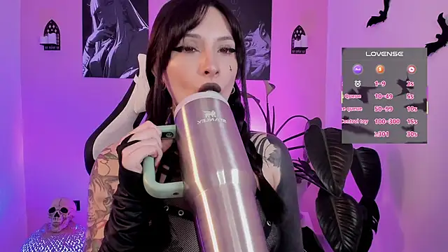 VelvetVampiree online show from 09-24-25, 01:31