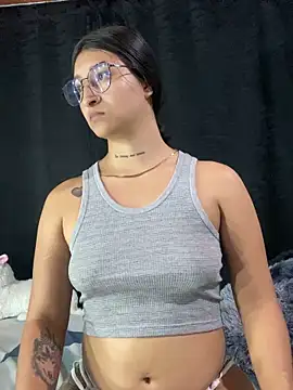 EVAH LEE  online show from 09-19-25, 01:51