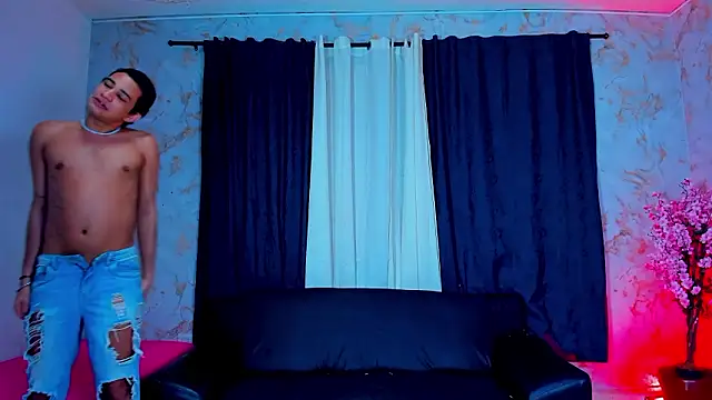 Snapshot of redpointx_ chatting on 02-04-26, 04:07 redpointx online show from 02-04-26, 04:07