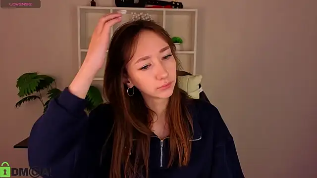 Miche1le Allenne online show from 04-19-26, 01:05