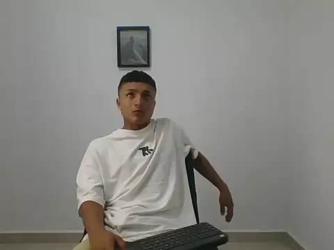 yissus 20  online show from 04-08-26, 06:08