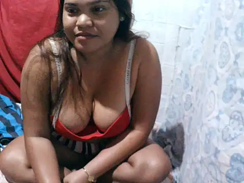 Snapshot of 33mango chatting on 02-22-26, 08:07 33mango online show from 02-22-26, 08:07