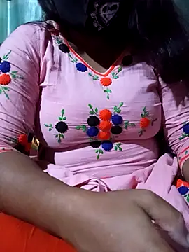 Snapshot of ANNA_HOT111 chatting on 11-07-25, 09:09 ANNA HOT111 online show from 11-07-25, 09:09