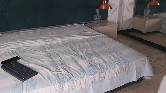 shule7 online show from 11-10-25, 01:10