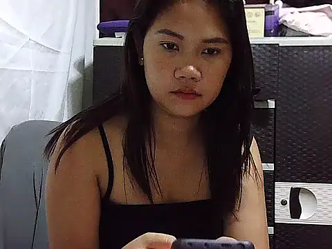 Snapshot of SexypilipinaLady22 chatting on 03-10-26, 05:45 SexypilipinaLady22 online show from 03-10-26, 05:45