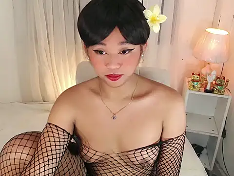 Malia cummer online show from 06-02-26, 09:06