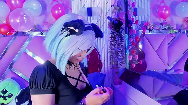 Akane Hikari  online show from 02-12-26, 03:45