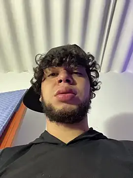 enzo vittale03  online show from 02-12-26, 06:25