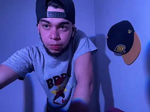 enzo vittale03  online show from 02-18-26, 11:11