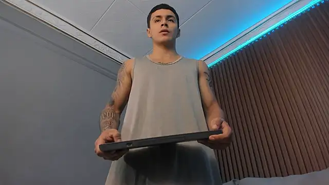 Leo santoro online show from 09-16-25, 02:18