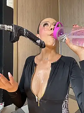 ValentinaBianchi online show from 02-13-26, 06:59