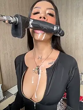 Snapshot of ValentinaBianchi chatting on 06-18-26, 06:01 ValentinaBianchi online show from 06-18-26, 06:01