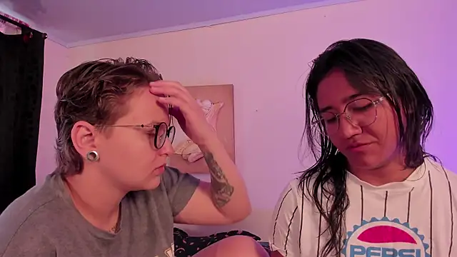 CrazyCakes  online show from 11-20-25, 03:23